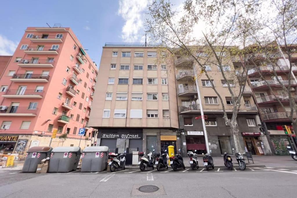 Bebarceloner Sant Andreu Apartments - 3 Bedrooms Ngoại thất bức ảnh