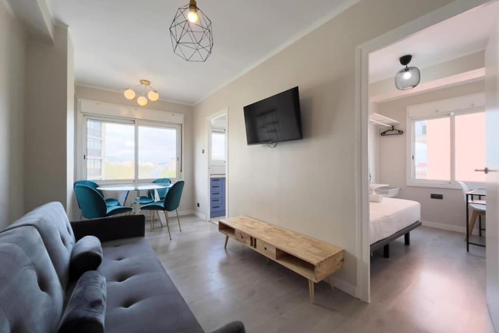 Bebarceloner Sant Andreu Apartments - 3 Bedrooms Ngoại thất bức ảnh
